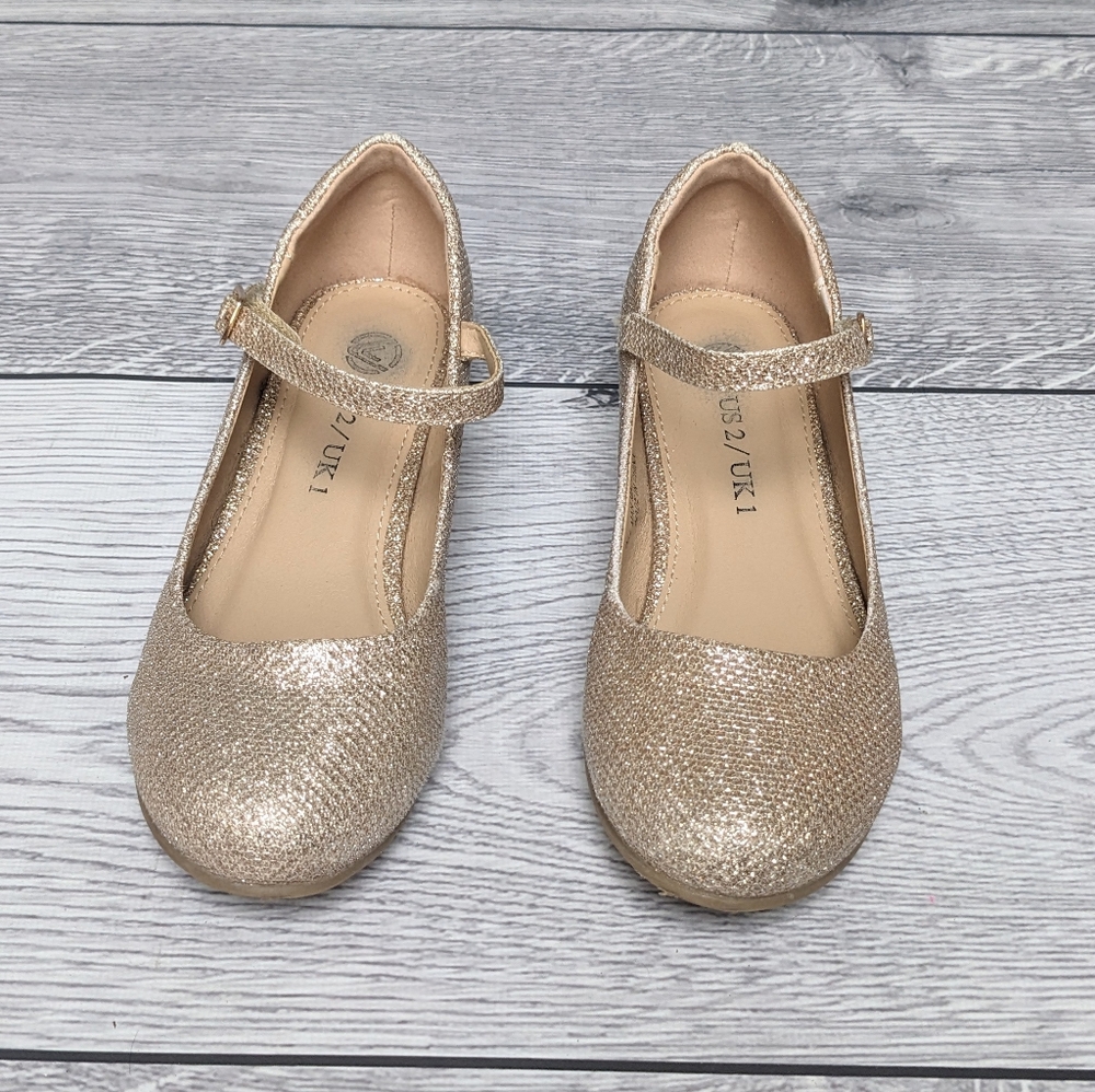 Girls Gold Mary Jane Dress Shoes - Size 2